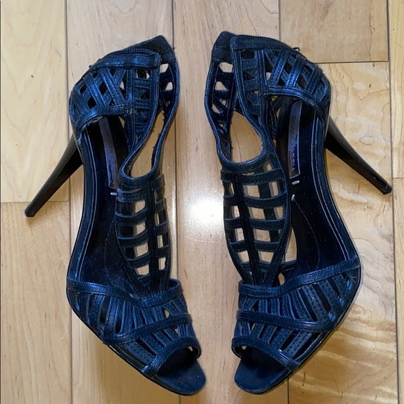 BCBG heels - Picture 5 of 7